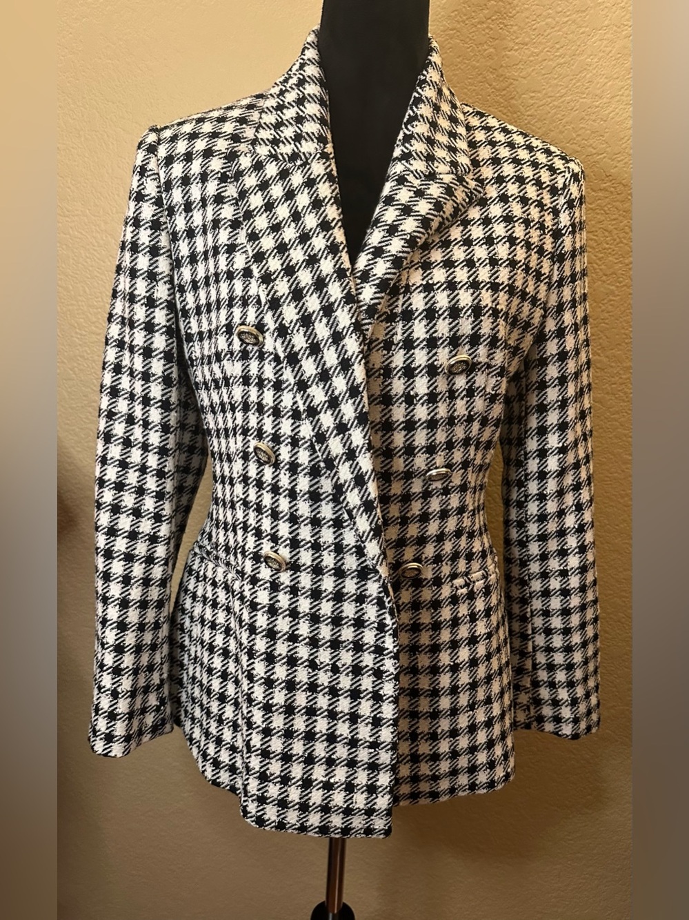 Zara Black and White Houndstooth Double-Breasted Blazer